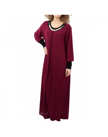 Robe longue fluide avec un joli collier (Plusieurs couleurs disponibles) 