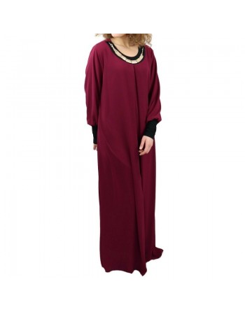 Robe longue fluide avec un joli collier (Plusieurs couleurs disponibles) 
