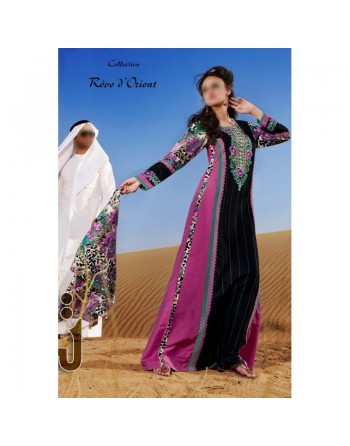 Robe orientale moderne fabriquée aux Emirats 