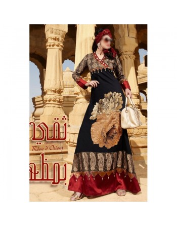 Robe de soirée de luxe orientale pour femme avec de nombreuses décorations 