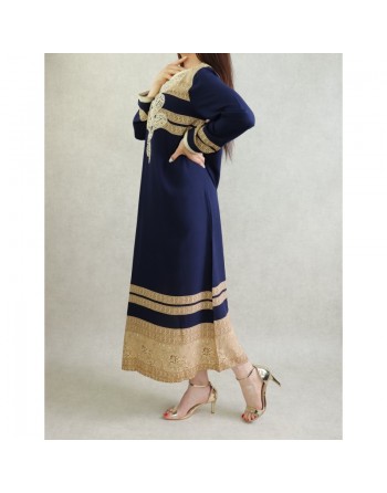 Robe orientale longue avec broderies et strass - Couleur Bleu marine 