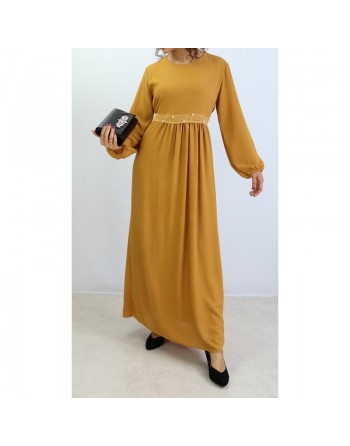 Robe avec broderies et perle - Couleur Moutarde 