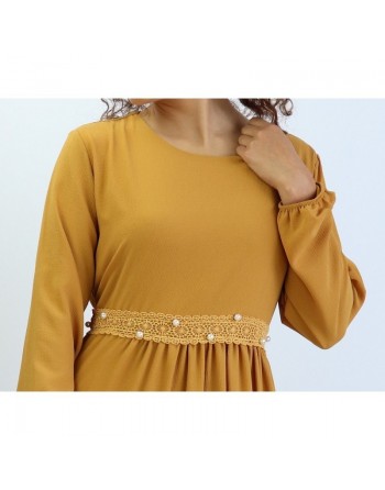 Robe avec broderies et perle - Couleur Moutarde 