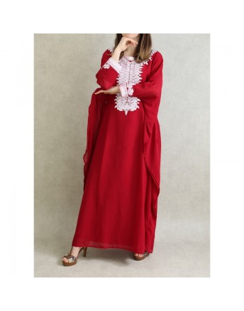 Robe de soirée orientale (2 pièces) pour femme avec effet papillon décorée de broderies et de strass - Couleur Rouge bord... 