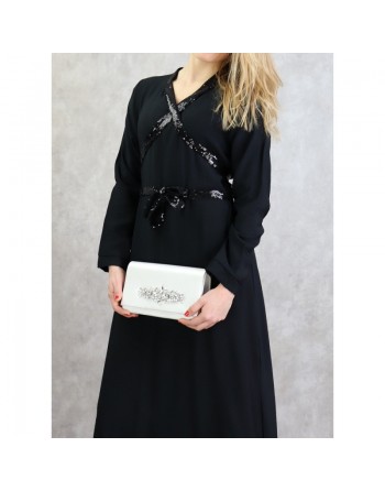Robe longue croisée à strass de couleur noir 