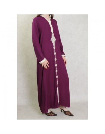 Djellaba avec capuche pour femme avec broderies - Couleur Aubergine 