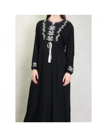 Robe longue brodée avec un lien à la taille pour femme - Couleur Noir 