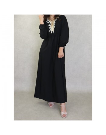 Robe longue féminine avec décoration écailles dorées et pompons - Couleur Noir 