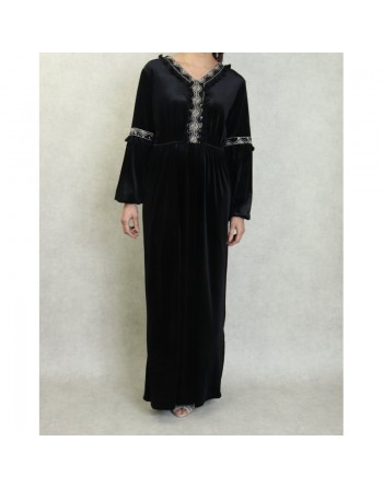 Robe maxi-longue en velours avec broderies et pompons (Saison Automne Hiver) - Couleur Noir 