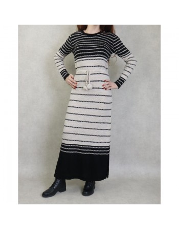 Robe en maille à rayures pour femme avec pompon (Vetement Automne-Hiver) - Couleur Noir et Crème 