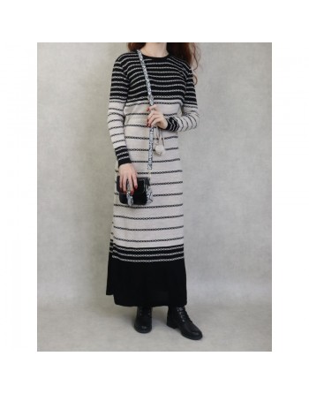 Robe en maille à rayures pour femme avec pompon (Vetement Automne-Hiver) - Couleur Noir et Crème 