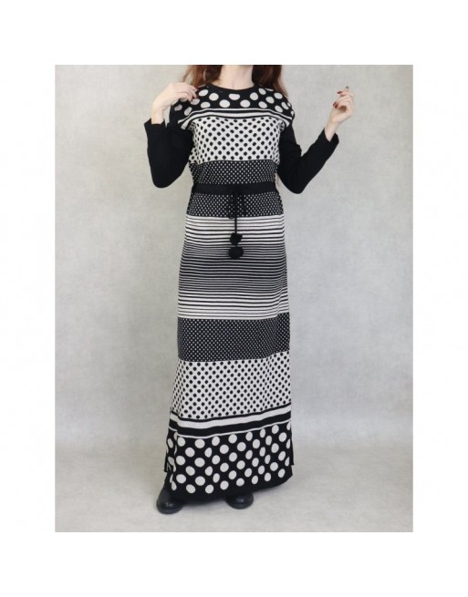 Robe en maille maxi-longue à motifs bicolore pour femme (Collection Automne-Hiver) - Couleur Noir et beige Robe en maille maxi-longue à motifs bicolore pour femme (Collection Automne-Hiver) - Couleur Noir et beige