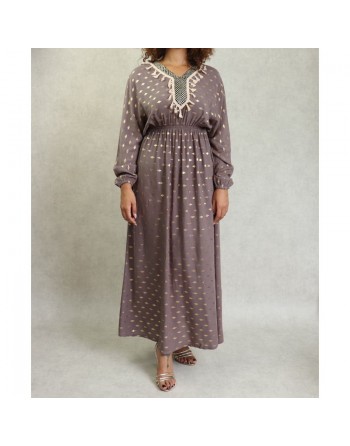Robe fluide avec motifs dorés broderies et pompons pour femme - Couleur Taupe 
