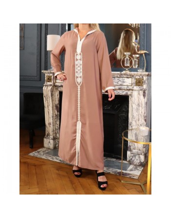 Djellaba marocaine brodée à capuche et manches longues pour femme - Couleur Camel 