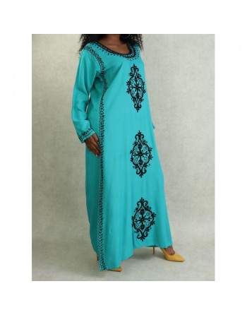 Robe orientale maxi-longue avec de nombreuses broderies à motif fleurs pour femme - Couleur Vert émeraude 