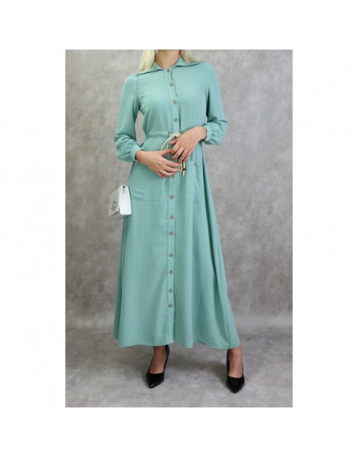 Robe casual chic pour femme - Robe longue boutonnée de couleur vert amande Robe casual chic pour femme - Robe longue boutonnée de couleur vert amande