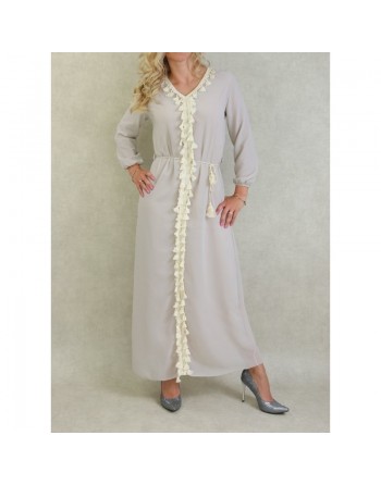 Robe longue avec doublure ornée de broderies à pompons avec ceinture - Couleur Gris clair 