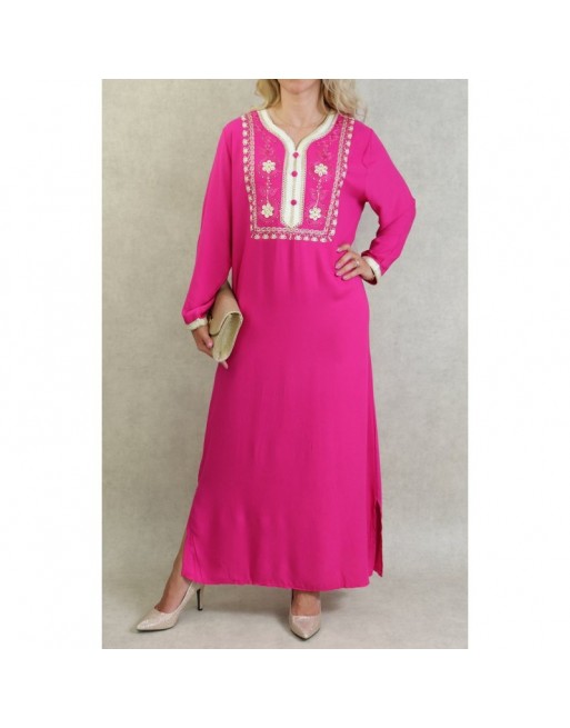 Robe Algérienne avec broderies et strass - Couleur Rose fuchsia Robe Algérienne avec broderies et strass - Couleur Rose fuchsia