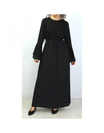 Robe longue sans manches haut brodé de couleur noire 