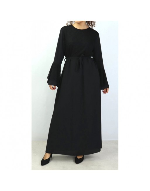 Robe longue sans manches haut brodé de couleur noire Robe longue sans manches haut brodé de couleur noire