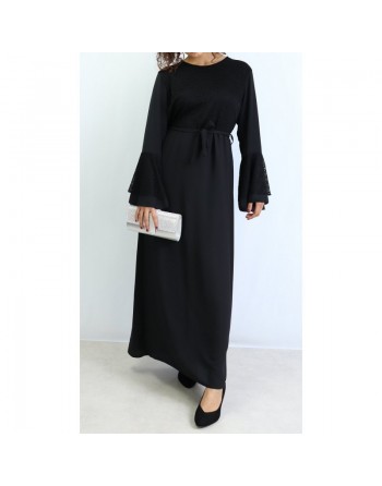 Robe longue sans manches haut brodé de couleur noire 