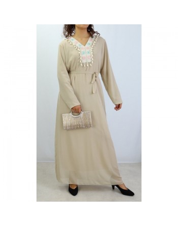 Robe longue avec broderies et pompons - Couleur Beige 