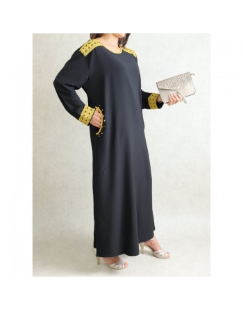 Robe à manches longues avec broderies et perles jaunes - Couleur Noir 