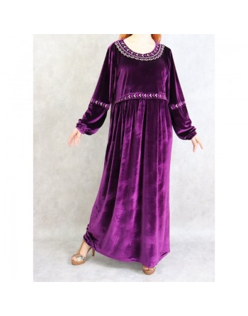 Robe longue en velours avec broderies - Couleur Violet 