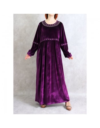 Robe longue en velours avec broderies - Couleur Violet 