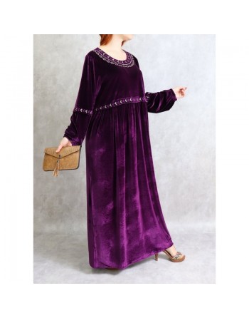Robe longue en velours avec broderies - Couleur Violet 