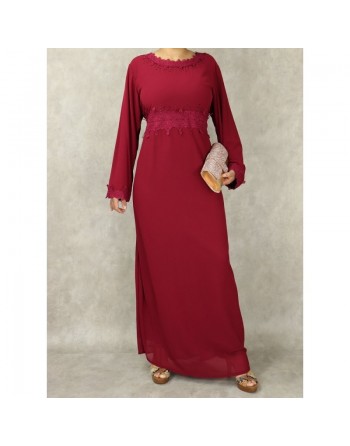 Robe très longue avec broderies et strass - Couleur Framboise 