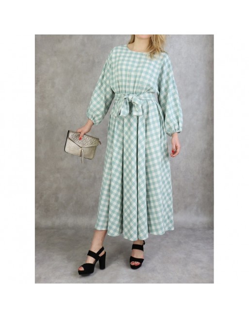 Robe à carreaux évasée - Couleur vert amande et blanc Robe à carreaux évasée - Couleur vert amande et blanc