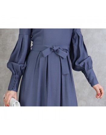 Robe longue raffinée de couleur bleu gris 