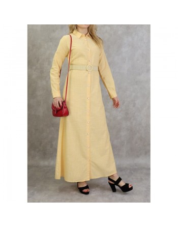 Robe-Chemise en coton à fines rayures blanches de couleur jaune paille avec ceinture assortie 