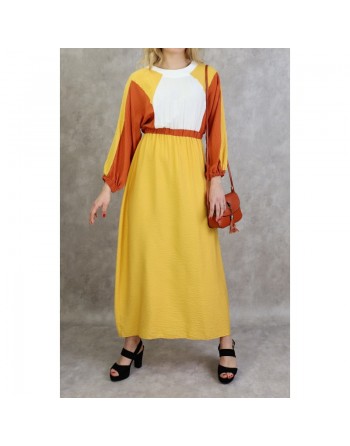 Robe casual tricolore de couleur jaune or, brique et blanc 