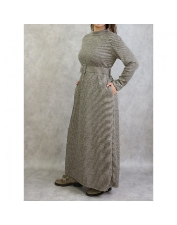 Robe hiver longue de couleur beige, kaki et noir 