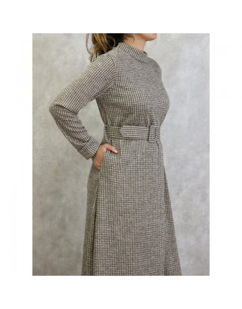 Robe hiver longue de couleur beige, kaki et noir 