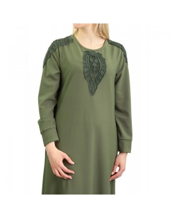 Robe maxi-longue évasée avec poches et broderies - Couleur Vert kaki 