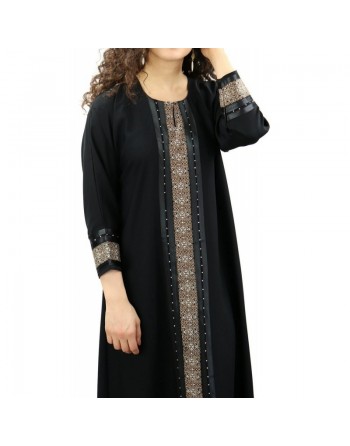 Abaya noire avec broderies manches longues avec foulard (écharpe) assorti 