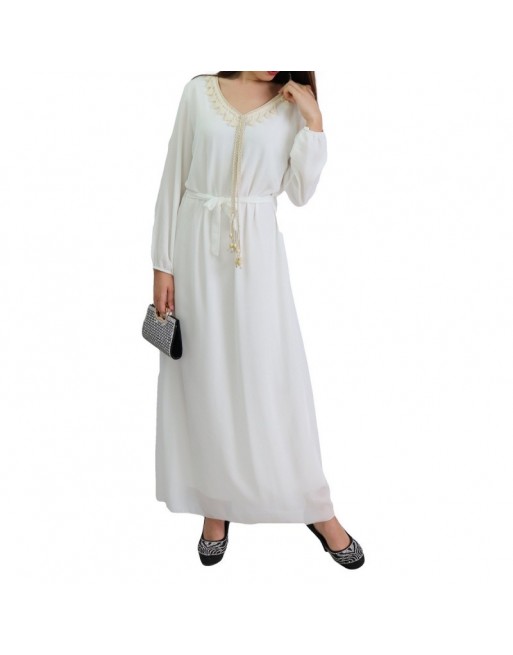 Robe maxi-longue fluide avec cordons à pompons pour femme - Couleur Blanc Robe maxi-longue fluide avec cordons à pompons pour femme - Couleur Blanc