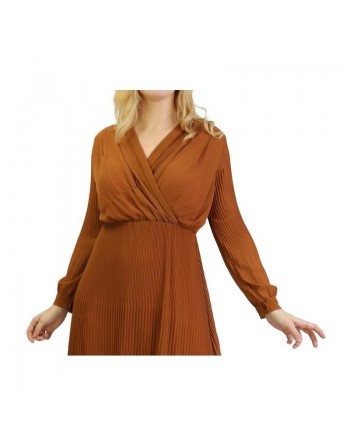 Robe longue plissée avec col en cache-cœur - Couleur marron 