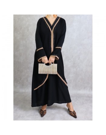 Abaya Dubai noire avec son voile (écharpe) décorée de bandes marrons et strass (Robe pour femme voilée) 