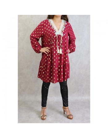 Tunique longue et ample (Grande taille) de couleur noire avec motifs dorés broderies et pompons (100% coton) 