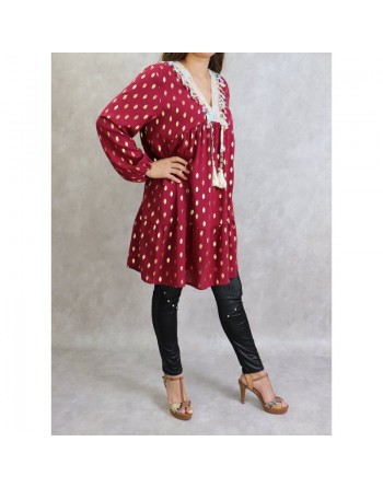 Tunique longue et ample (Grande taille) de couleur noire avec motifs dorés broderies et pompons (100% coton) 
