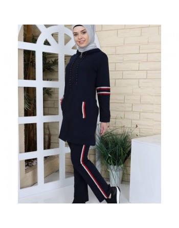 Survêtement à capuche de couleur noir avec bandes tricolores (Vetement de Sport pour femme musulmane voilée) 