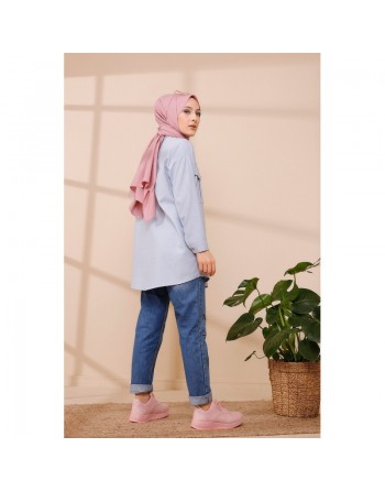 Tunique-Chemise casual pour femme avec deux grandes poches - Couleur bleu ciel 