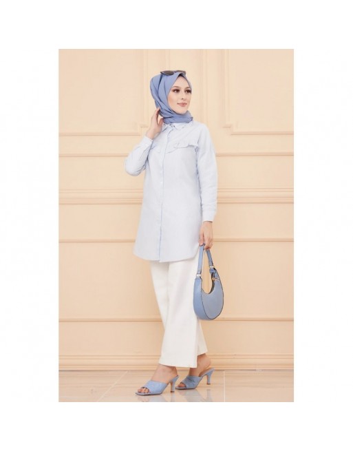 Tunique à froufrous pour femme - Rayures couleur bleu clair Tunique à froufrous pour femme - Rayures couleur bleu clair