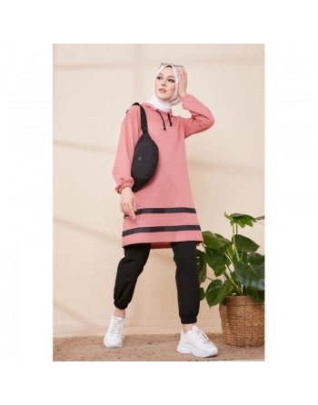 Tunique avec capuche à rayures noires (Vêtement moderne pour femme voilée) - Couleur rose 