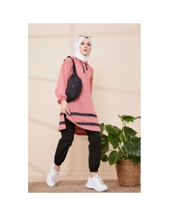 Tunique avec capuche à rayures noires (Vêtement moderne pour femme voilée) - Couleur rose 