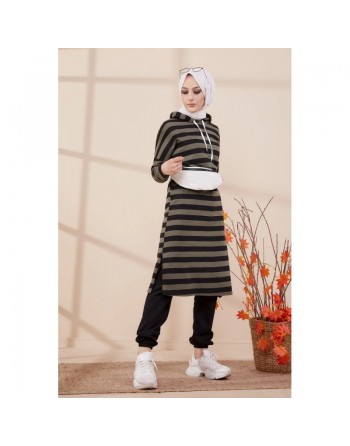 Tunique longue à rayures avec capuche (Vêtement moderne et sport pour hijab) - Couleur vert kaki 